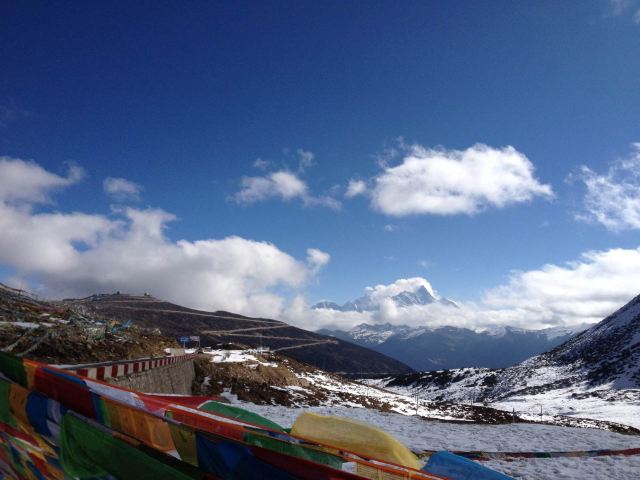 西藏探秘，神秘高原的壮美之旅