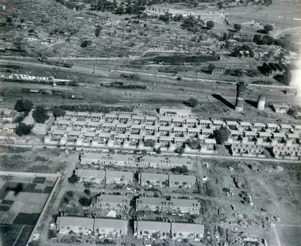 唐山致敬，领导与同胞共襄盛举